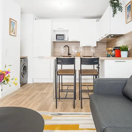 Bouin - Frontiere Monaco - Luxueux 2 Pieces Refait A Neuf